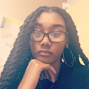 Meet your Posher, Iyana